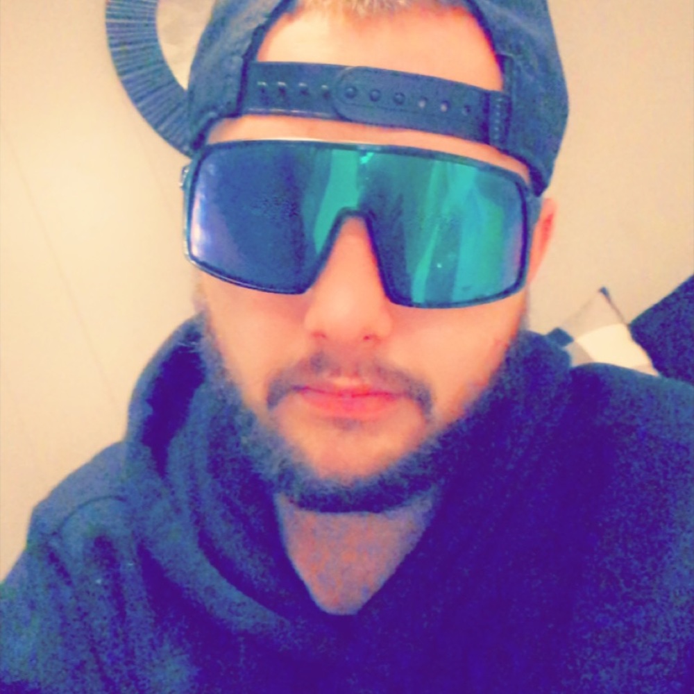 Meet your Posher, Mike